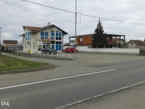 House with commercial space photo 3