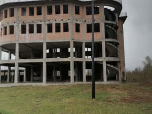 Purpose-built commercial properties in Derventa