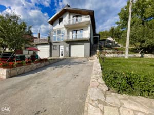 House with yard / Ilidža / Rakovica, immediately move-in ready photo 3