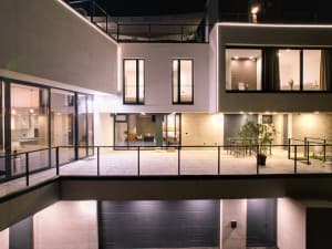 MOVE-IN READY modern villa with a view of the city photo 4