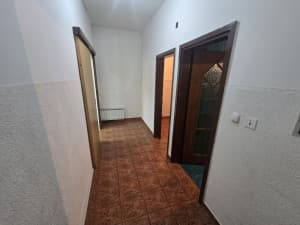 Izdajem ili prodajem poslovni prostor Tuzla - zgrada Pasaž photo 9