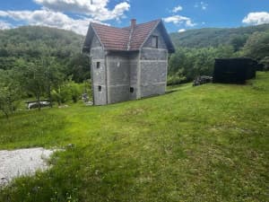 House in Rogatica, village Jarovici in Socica (95m2) and 13 decares photo 12