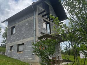 House in Rogatica, village Jarovici in Socica (95m2) and 13 decares photo 11