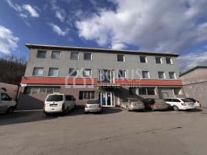 Warehouse in the business zone in Zenica photo 3