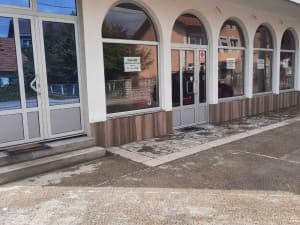 Commercial space Živinice 160 m2 across from the city market photo 3