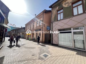 FLASH: Commercial Space - ZENICA - Strict Center