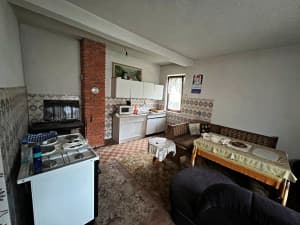 House with commercial space, Begov Han photo 4