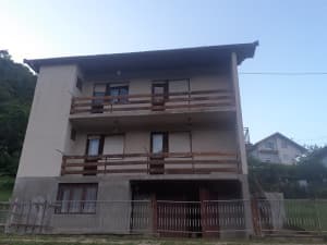 PRODAJA KUĆE JAJCE photo 3