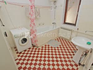 m2: Alifakovac / Stari Grad / Residential building 250m2 photo 11