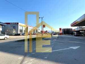 Iznajmljujemo poslovni prostor na atraktivnoj lokaciji photo 10