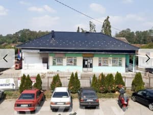 Commercial property with three garages in the center of Razboj