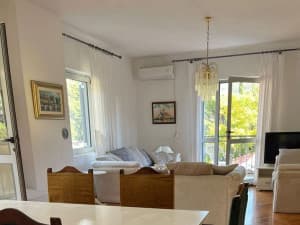 House with 5 apartments Zelenika Montenegro photo 2