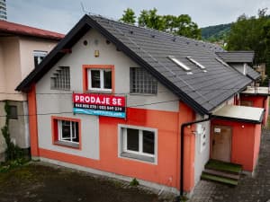 EOS / Stambeno-poslovni objekat/ 498 m2 / Tuzla photo 3