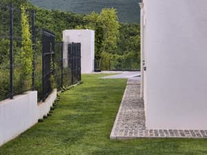 Newly built villa with a pool for rent in Mostar photo 8