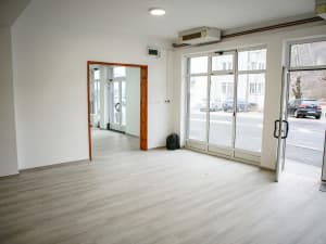 Commercial space for rent, 150m2, on the M17 highway in Konjic photo 3
