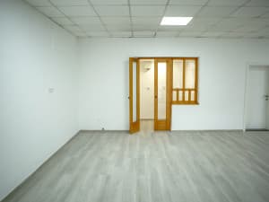 Commercial space for rent, 150m2, on the M17 highway in Konjic photo 23