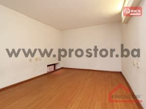 Commercial space, 31m2, Ciglane photo 5