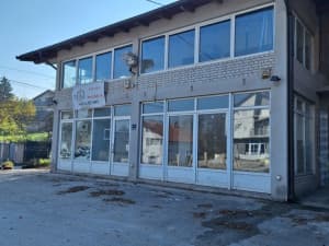 Residential-commercial building, Gladno Polje Rakovica, Hadžići municipality photo 6