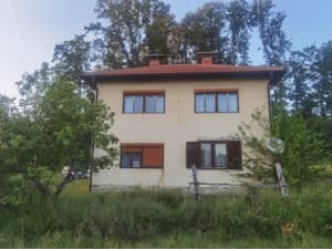 House with 500 m2 of land - For sale photo 3