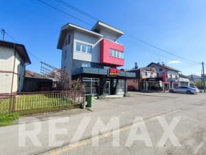 Stambeno-poslovni objekat Budžak 444m2, plac 536m2, parking photo 3