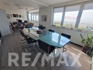 Stambeno-poslovni objekat Budžak 444m2, plac 536m2, parking photo 6