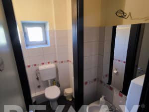 Stambeno-poslovni objekat Budžak 444m2, plac 536m2, parking photo 17