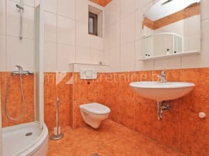 m2: Commercial property approx. 1,050m2 / Novo Sarajevo / Hrasno photo 9