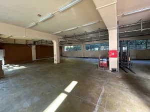 BASEMENT - Commercial warehouse space 1500 m2 Čengić Vila photo 9