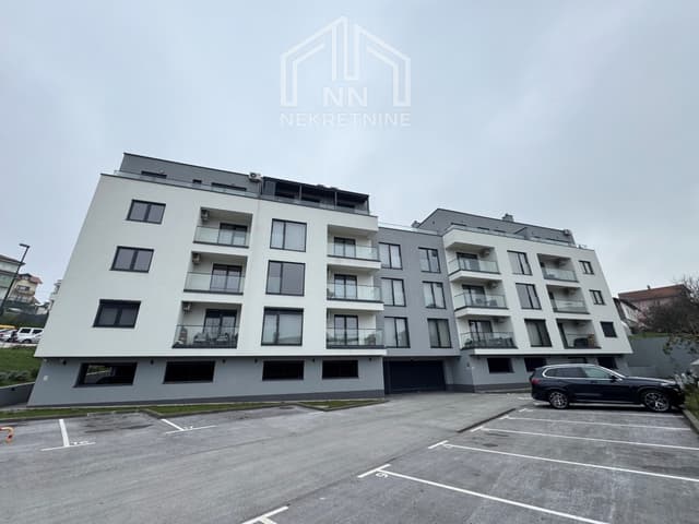 Four-room apartment, new build – Kromolj / Centar
