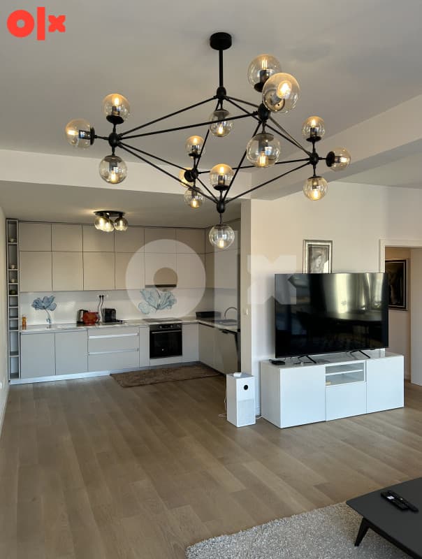 Sarajevo Centar – Four-Bedroom Apartment with 2 Parking Spaces