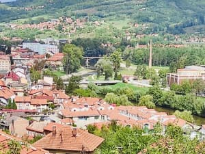 Prodaje se devastirana kuca Visoko, na piramidi Sunca photo 5