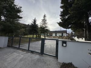 House for sale with pool Hadžići photo 9