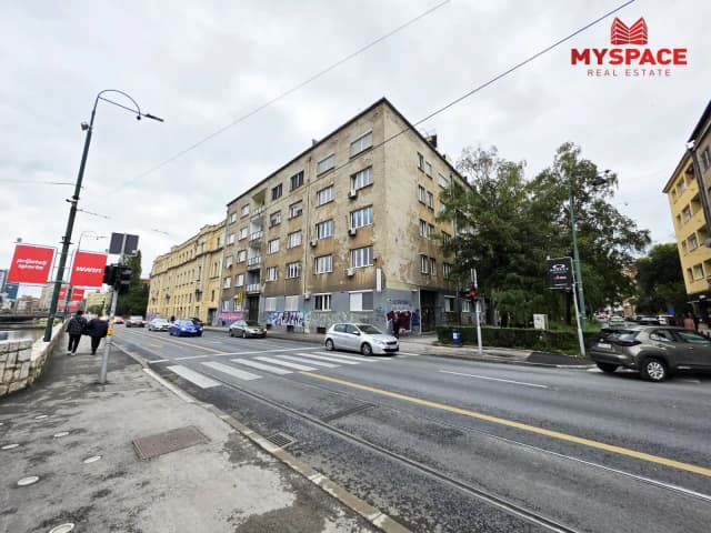 Apartment / City Center / RENOVATED / FURNISHED / 81(90)m2