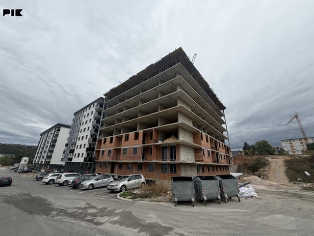 Three-bedroom apartment 72m2 East Sarajevo / Penthouse
