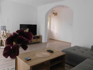 House in Ilijaš with a pool and yard of 2198 m2, vl 1/1 photo 4