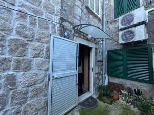 PELJEŠAC, POTOMJE - Stone house 249m2