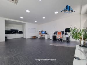 Commercial space with garage 81 m2 / Stup photo 6