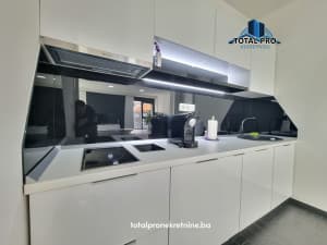 Commercial space with garage 81 m2 / Stup photo 9