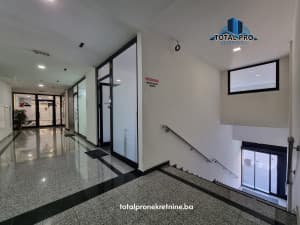 Commercial space with garage 81 m2 / Stup photo 21