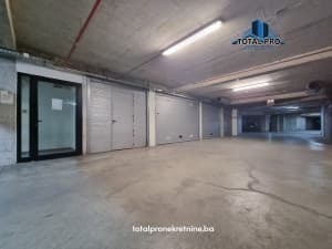 Commercial space with garage 81 m2 / Stup photo 23