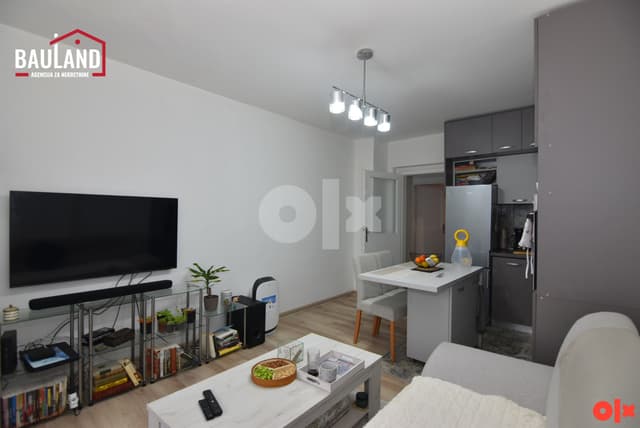 Smaller three-room apartment, 47m2/Ciglane-Koševsko brdo, Centar Municipality