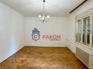 Commercial space for rent in the Center photo 2