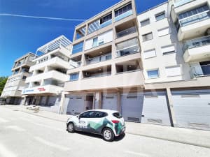 Three-bedroom two-story apartment with garage, Kromolj