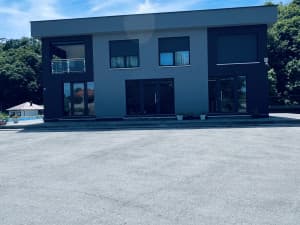Residential-commercial complex Kuća Velika Kladuša Zagrad prelaz photo 2