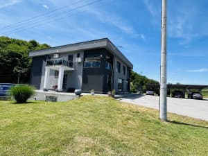 Residential-commercial complex Kuća Velika Kladuša Zagrad prelaz photo 4