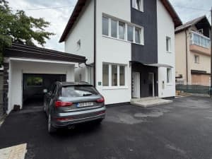 House for sale, rental by the day