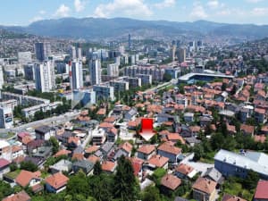 m2: Hrasno - House 220m2 with three apartments - 150m above AS bakery