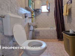 House with 10,000m2 of land photo 9