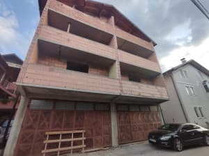 House/building on three floors and six apartments, Novo Sarajevo
