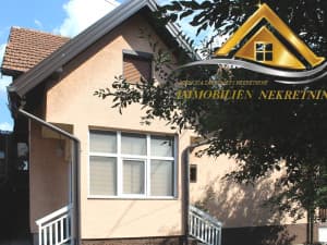 Family house with yard and auxiliary buildings, town of Živinice photo 4